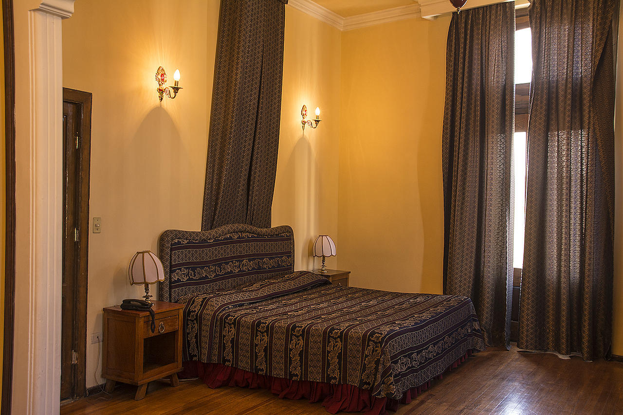 Hotel Roma Durango Ruang foto