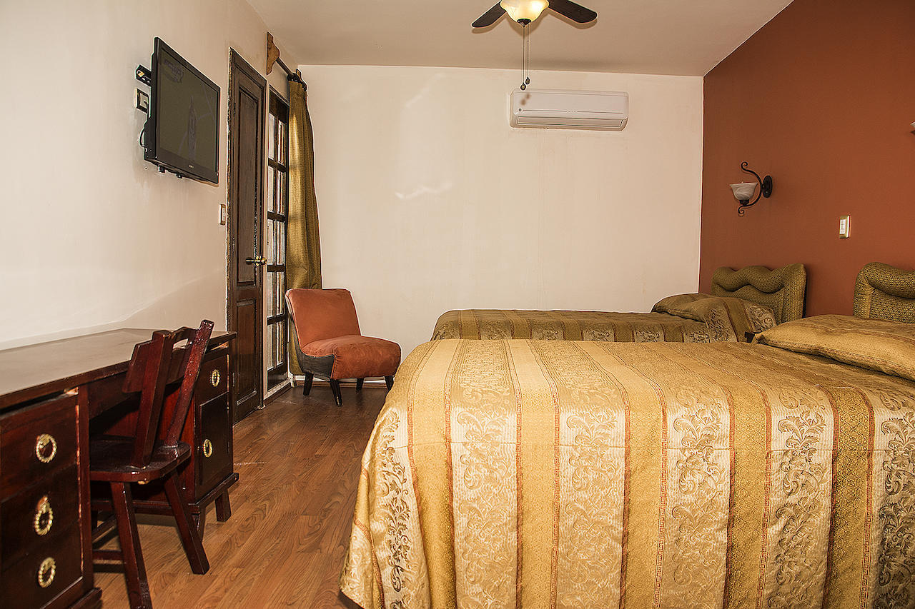 Hotel Roma Durango Ruang foto